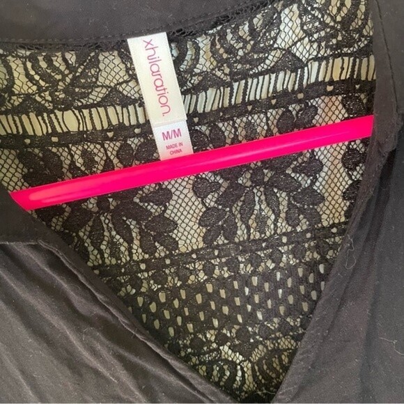 Xhilaration Black Lace Back Tank Top Blouse size M Collar V-neck Dressy Casual - Picture 10 of 11